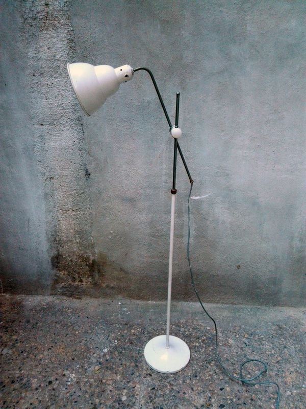 lampara pie epoca alt direccion regulable metal rosca e27 133x62x20-25 1u